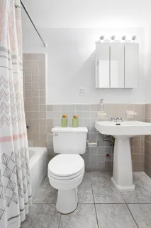 $799,000 | 355 Clinton Avenue, Unit 9A | Clinton Hill