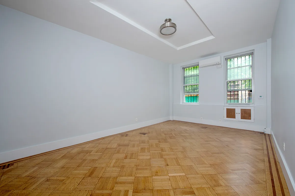 136 West 92nd Street, Unit 1A Manhattan, NY 10025 - Photo 9 of 12