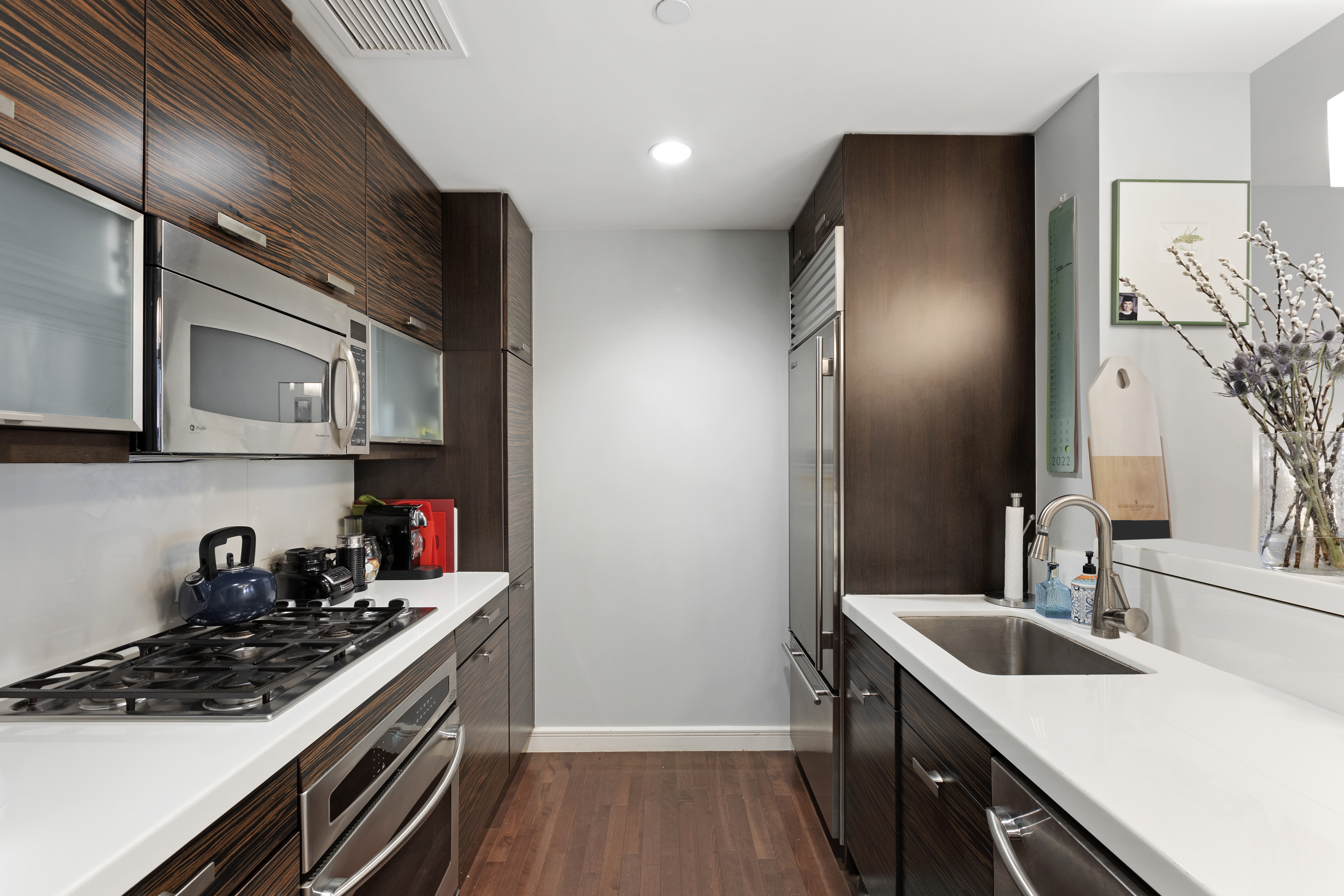 225 East 34th Street, Unit 4B Manhattan, NY 10016 - Photo 3 of 15