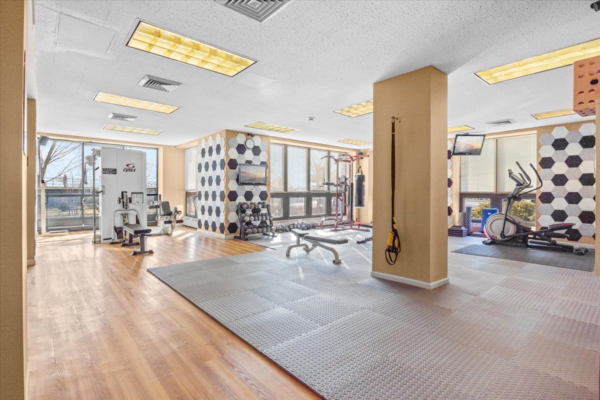 3111 Ocean Parkway, Unit 5D Brooklyn, NY 11235 - Photo 12 of 16