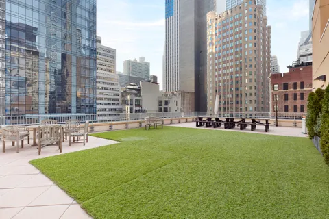$3,250,000 | 130 Fulton Street, Unit 9B | Financial District