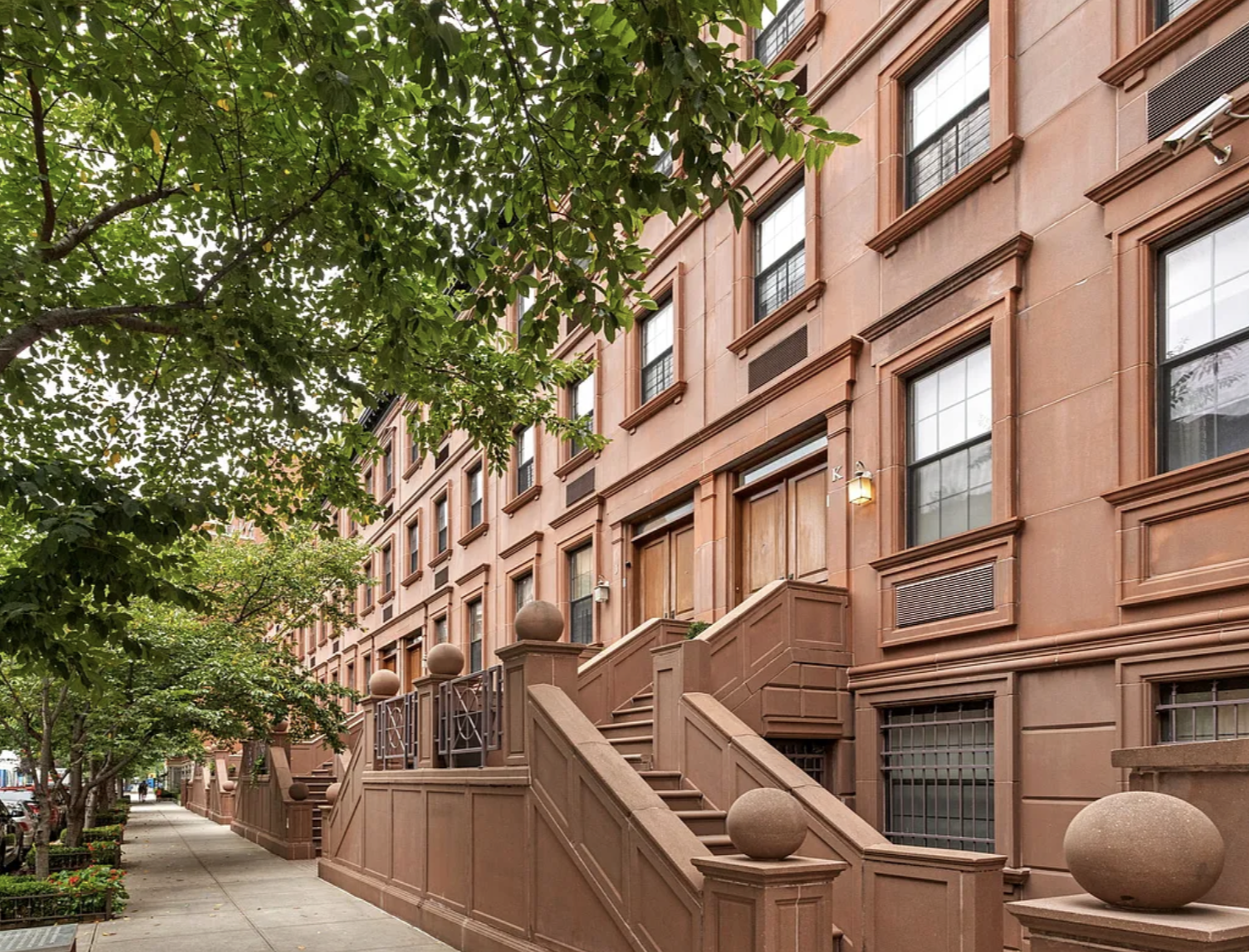 313 West 119th Street, Unit 4E Manhattan, NY 10027 - Photo 8 of 14 front view of a building