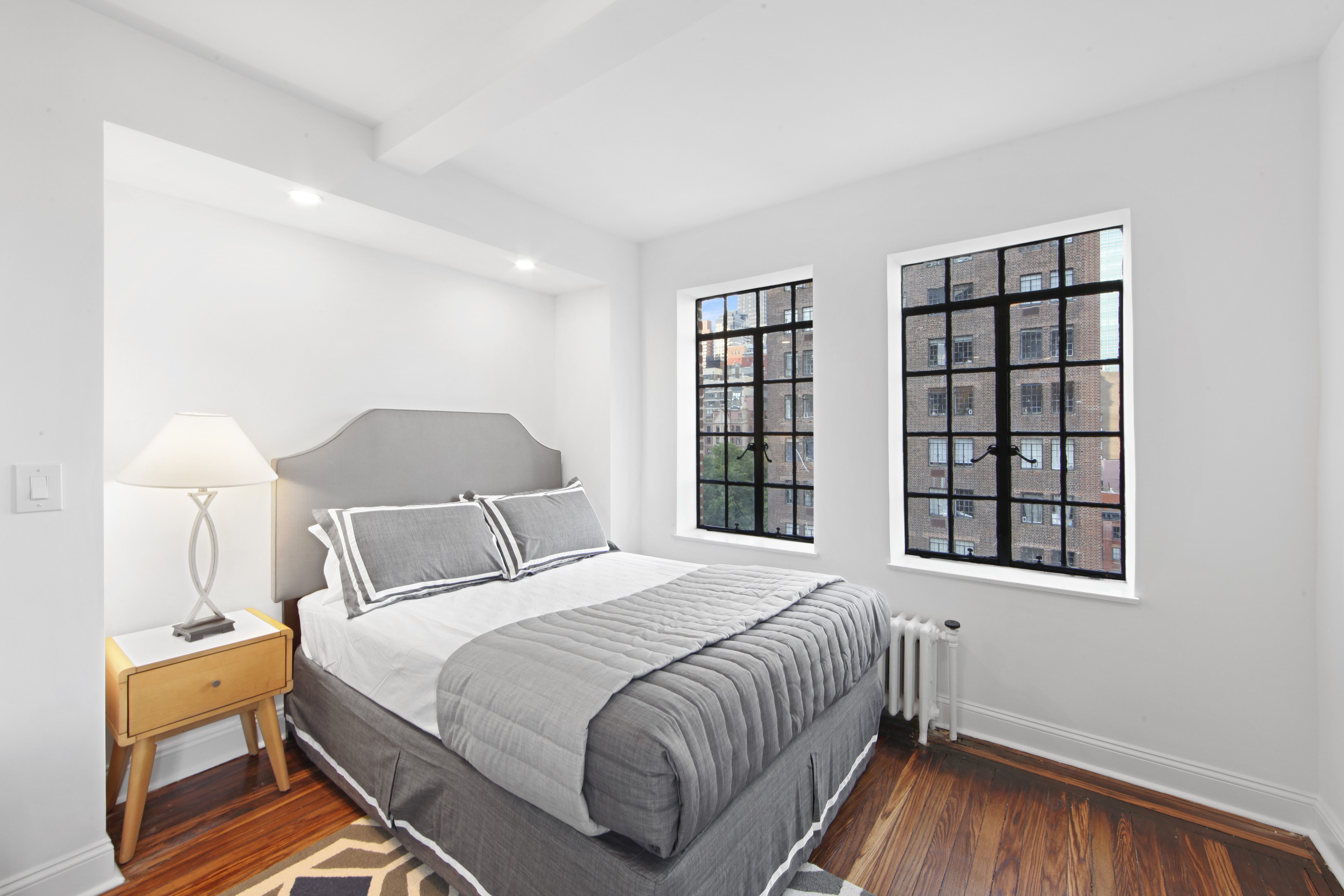 25 Tudor City Place, Unit 801 Manhattan, NY 10017 - Photo 6 of 18