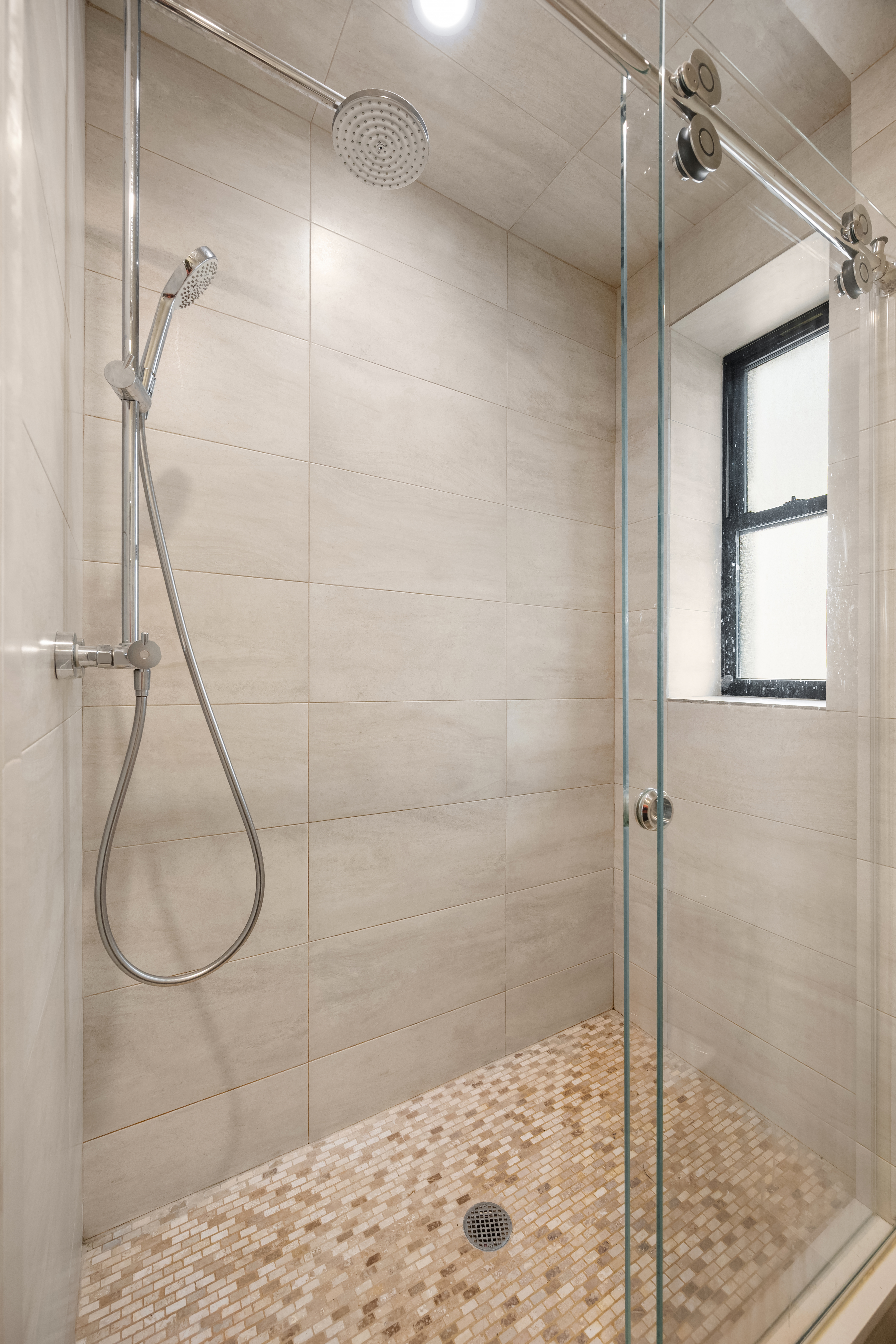 170 West 75th Street, Unit 3B Manhattan, NY 10023 - Photo 10 of 12