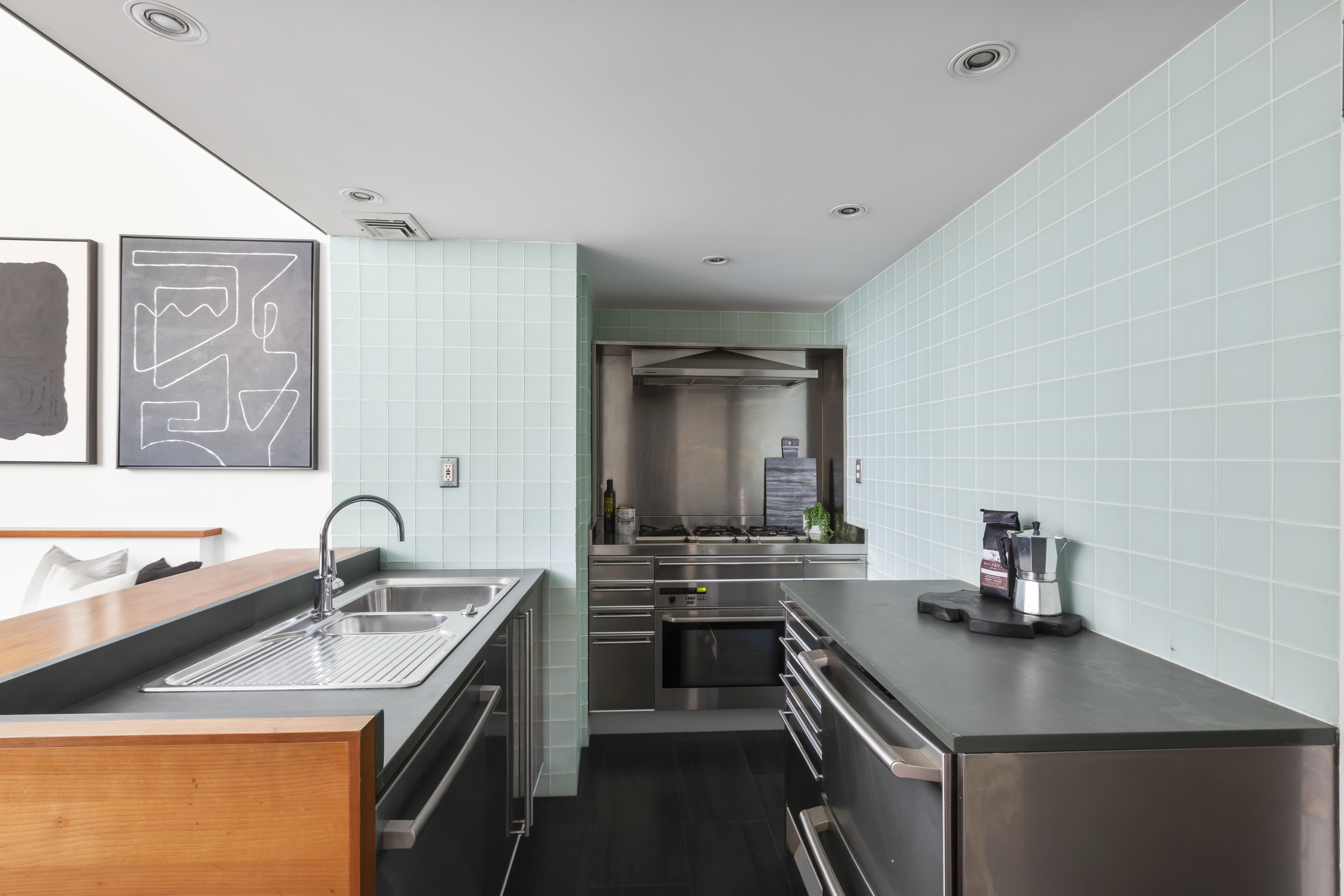 720 Greenwich Street, Unit 1R Manhattan, NY 10014 - Photo 9 of 19 Gallery Image 9