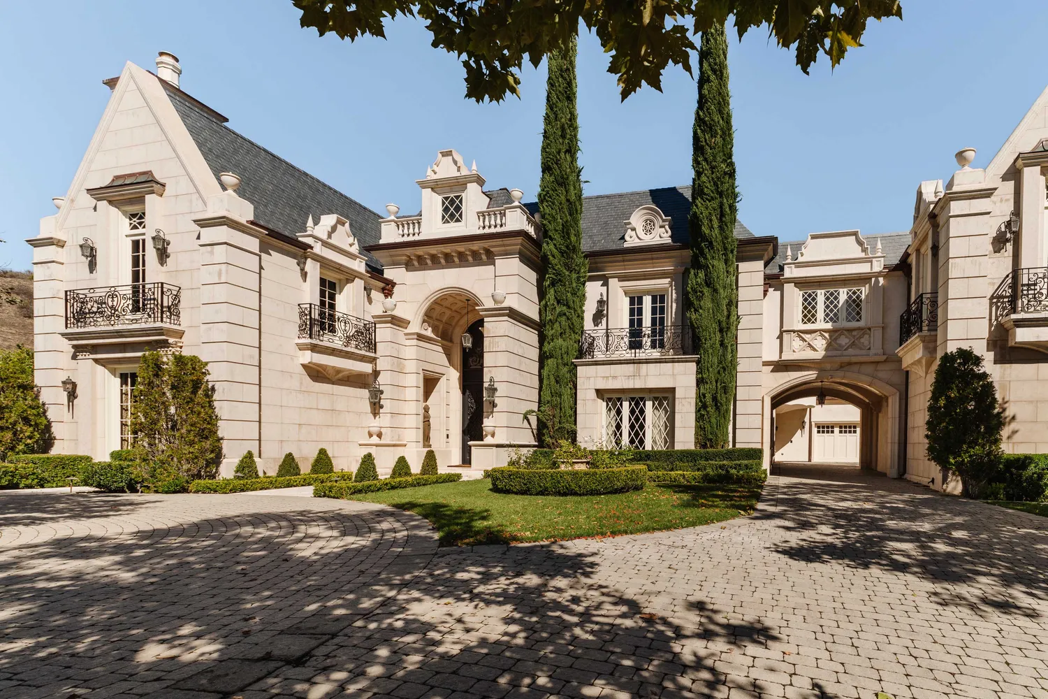 a view of a street in front of a building