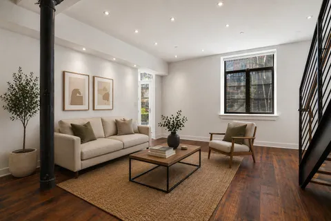 $1,800,000 | 401 Hicks Street, Unit A1B | Cobble Hill