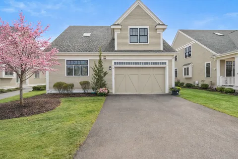 Contact Agent | 14 Mill Stone Drive, Unit 14, Sherborn, MA 01770