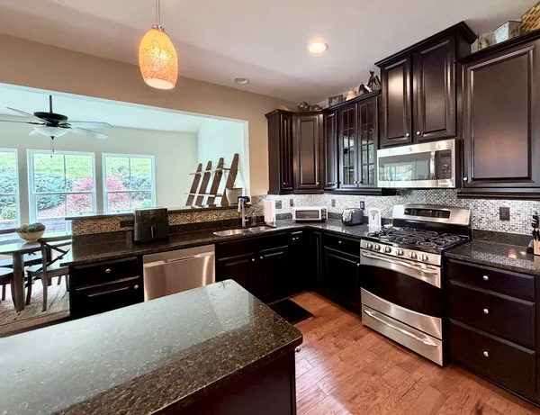 $780,000 | 222 Overlook Drive, McMurray, PA 15317