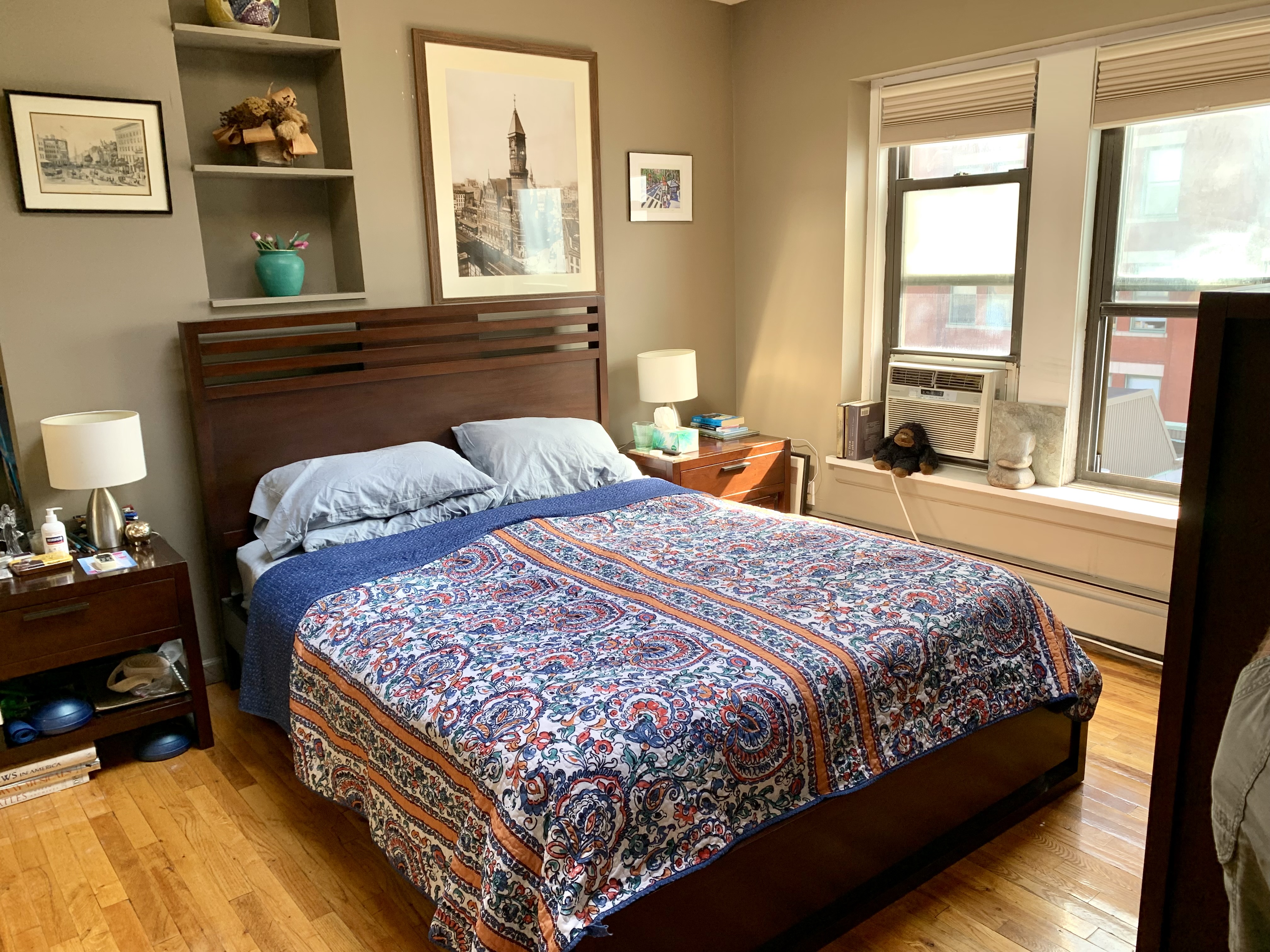 130 Barrow Street, Unit PH508 Manhattan, NY 10014 - Photo 6 of 14 a bedroom with a bed and window