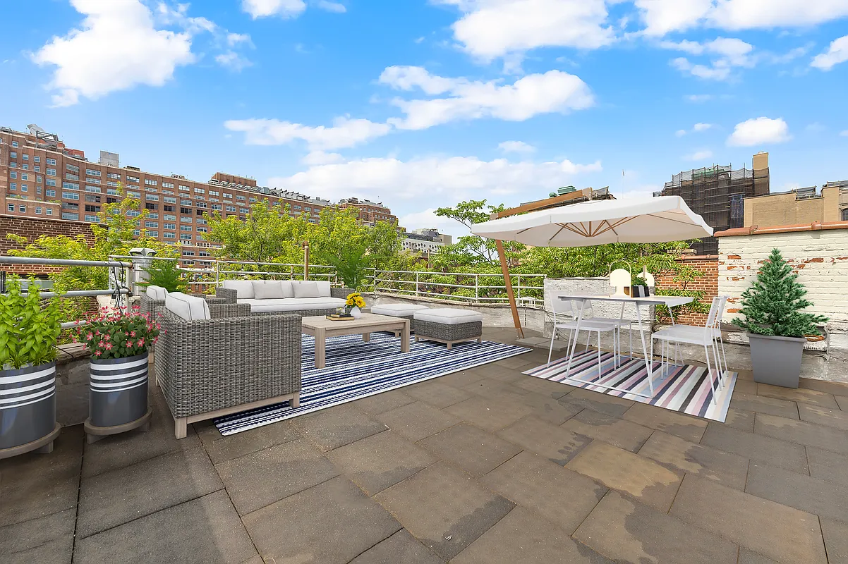 316 West 19th Street, Unit 5E Manhattan, NY 10011 - Photo 1 of 8