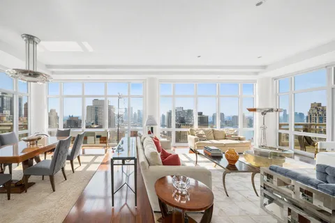 $4,950,000 | 300 East 55th Street, Unit PHC | Sutton Place