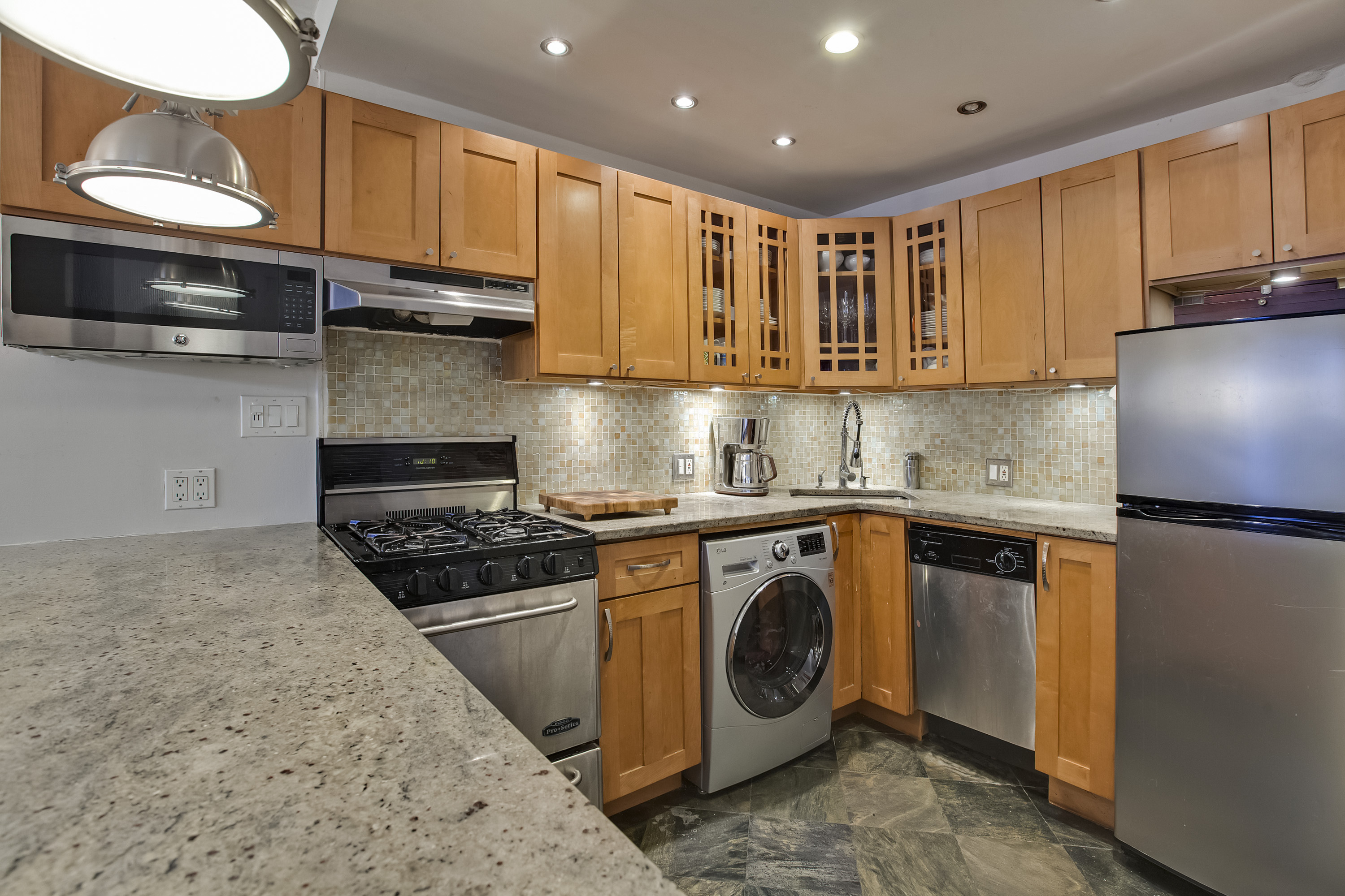 1396 3rd Avenue, Unit 1B Manhattan, NY 10075 - Photo 3 of 7