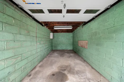 $340,000 | 2633 Avondale Avenue, Roslyn, PA 19001