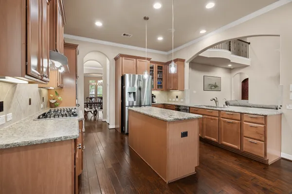 $779,900 | 2607 Tree Swallow Bluff Path, Spring, TX 77389