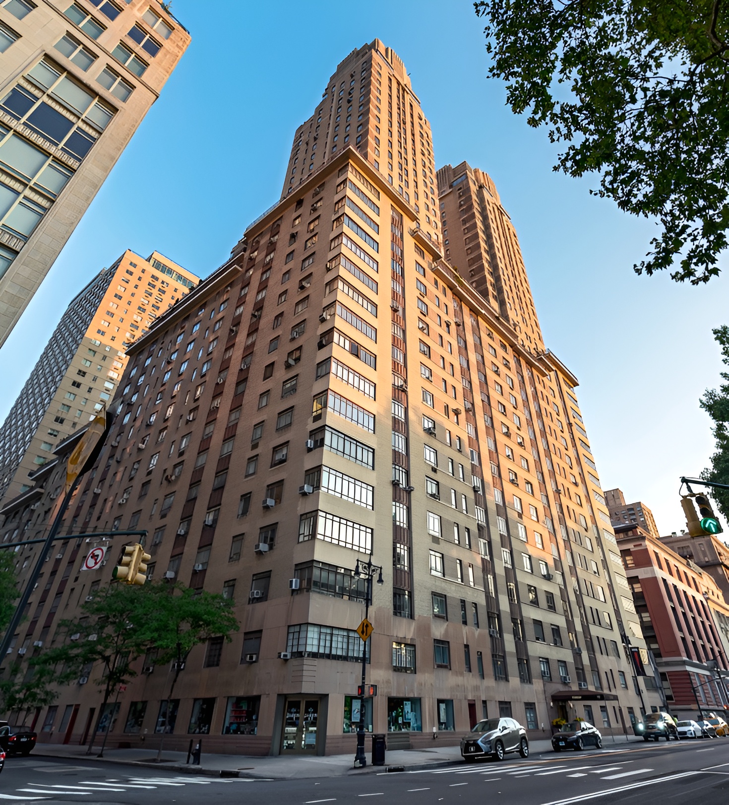25 Central Park West, Unit 6R Manhattan, NY 10023 - Photo 1 of 2