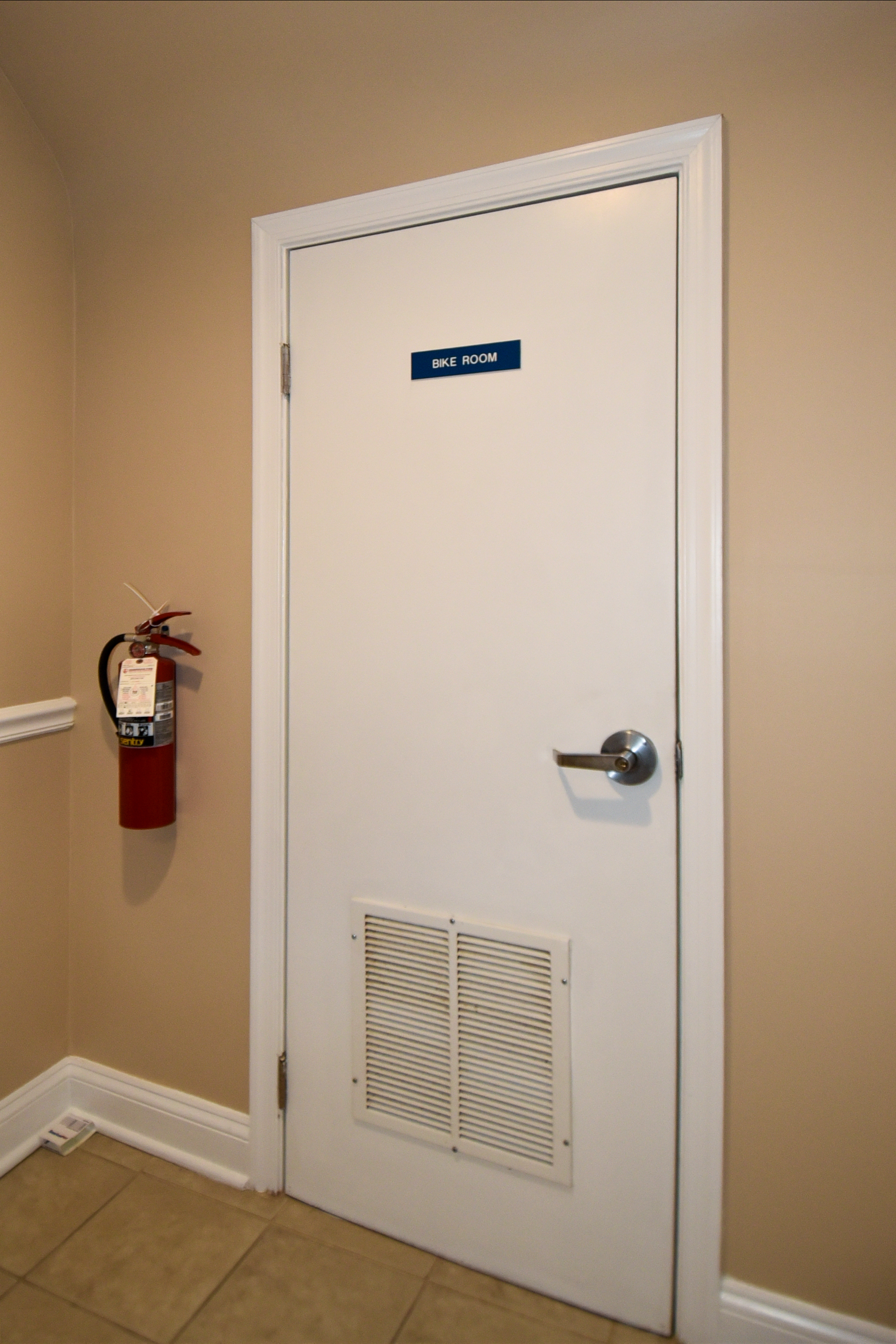 617 Jefferson Street Northwest, Unit 301 Washington, DC 20011 - Photo 16 of 17