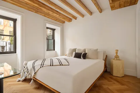 $7,450,000 | 382 Degraw Street | Carroll Gardens