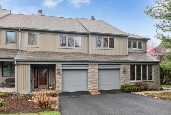 $699,000 | 276 Great Smokey Lane, Mahwah, NJ 07430