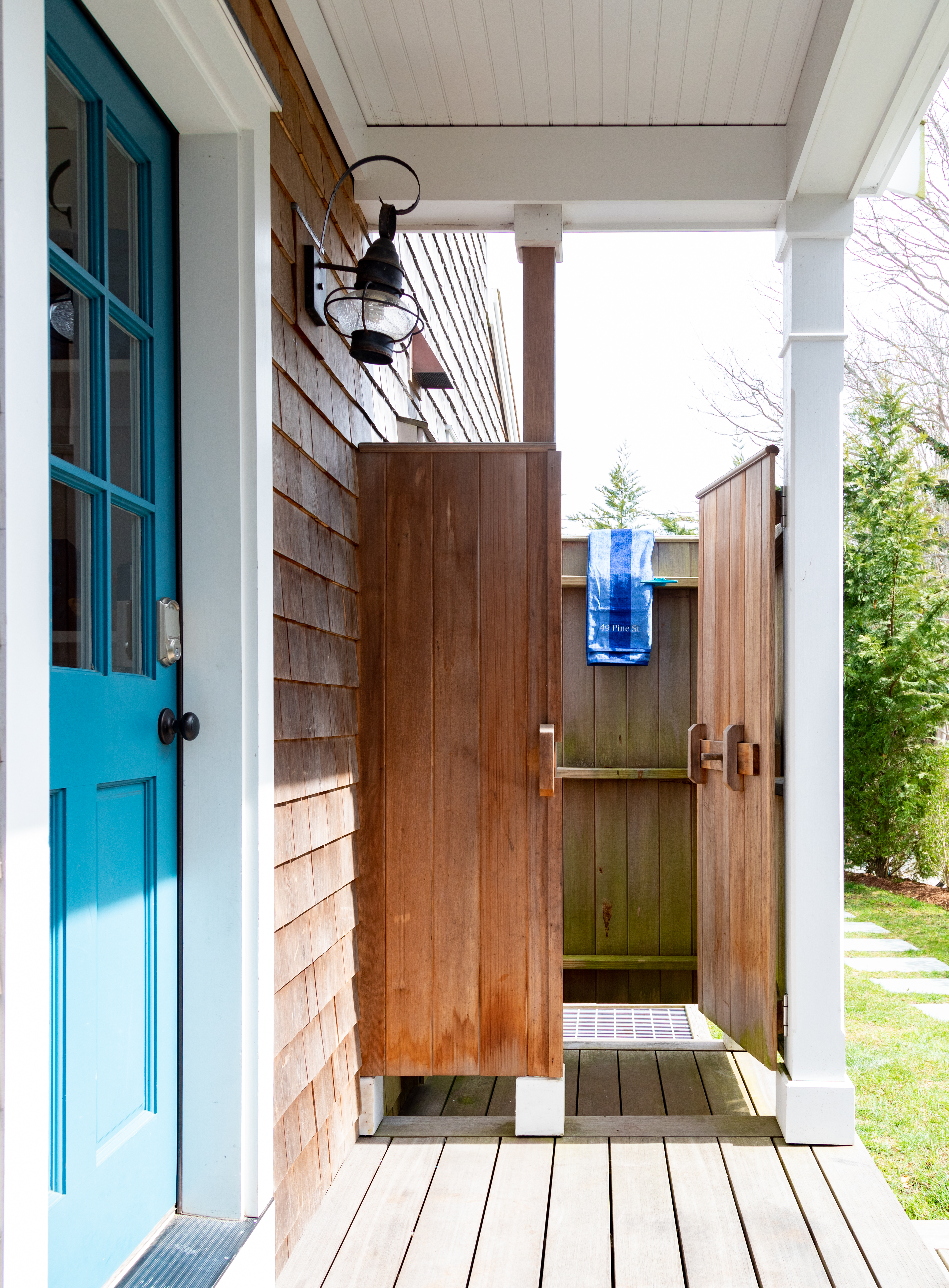 49 Pine Street Nantucket, MA 02554 - Photo 11 of 52