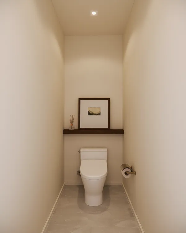 $5,750,000 | 4515 North Bay Road, Miami Beach, FL 33140