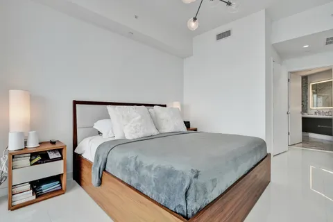 $725,000 | 851 Northeast 1st Avenue, Unit 3506, Miami, FL 33132