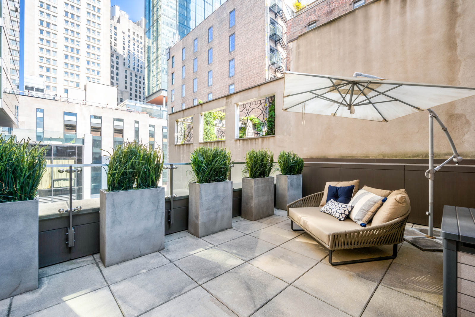 23 East 22nd Street, Unit TH2 Manhattan, NY 10010 - Photo 14 of 23 Gallery Image 14