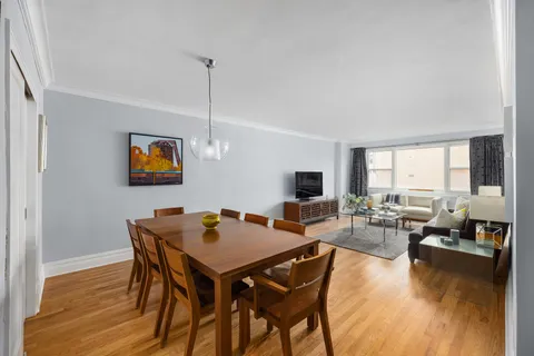 $1,800,000 | 101 West 12th Street, Unit 8N | West Village
