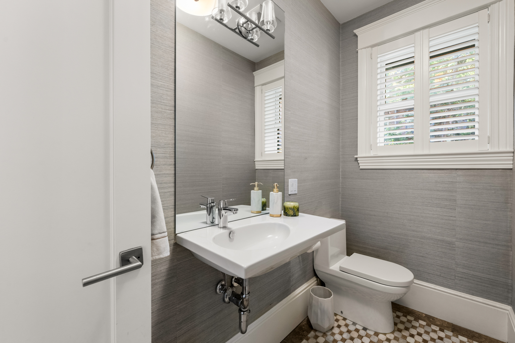 34 Dwight Street, Unit 1 Boston, MA 02118 - Photo 25 of 33 a bathroom with a sink toilet and a mirror