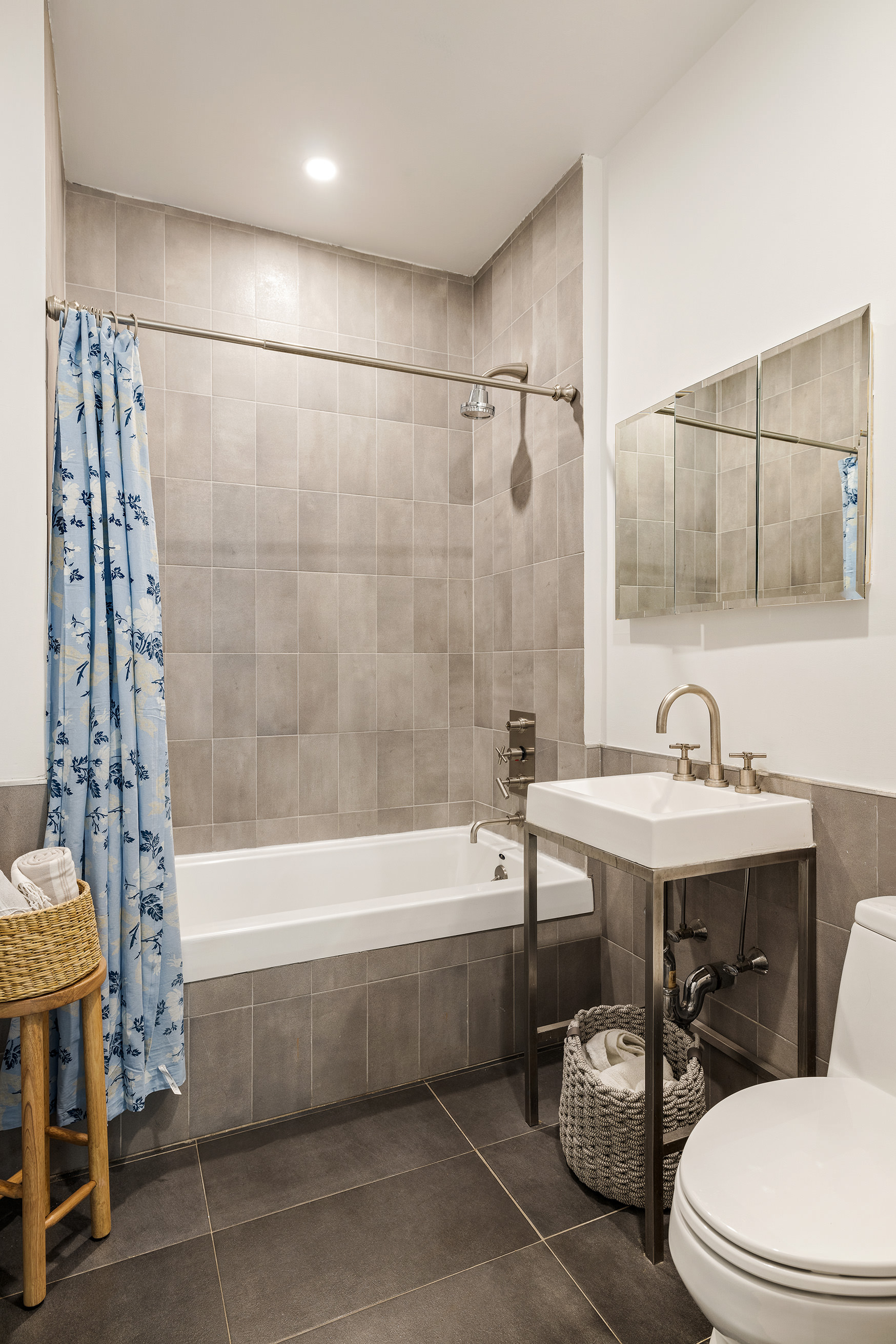 55 Berry Street, Unit 4G Brooklyn, NY 11249 - Photo 10 of 11