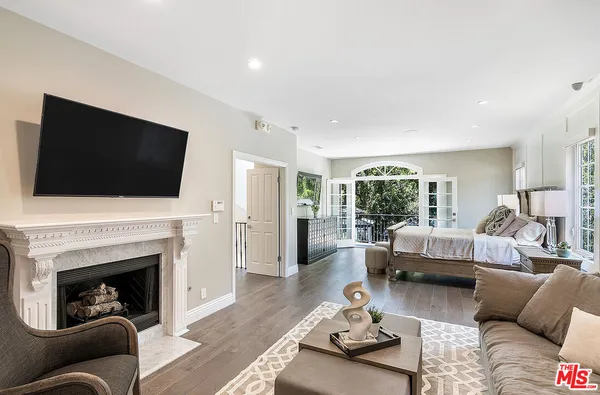 $3,995,000 | 4054 Stone Canyon Avenue, Sherman Oaks, CA 91403