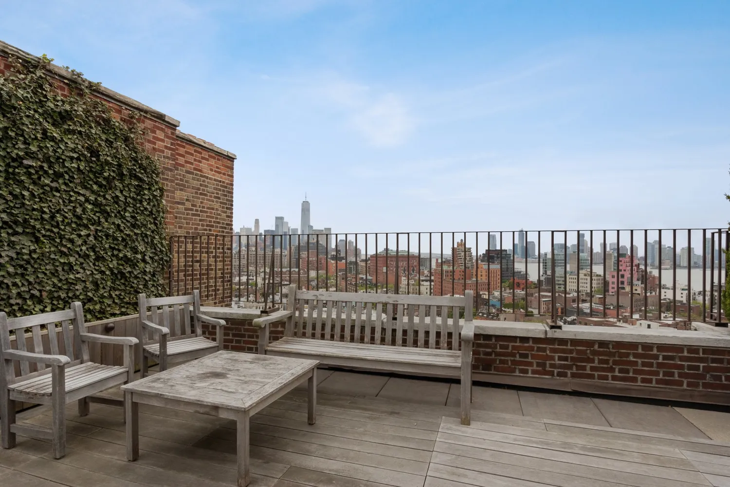 $8,500 | 302 West 12th Street, Unit 4C | West Village