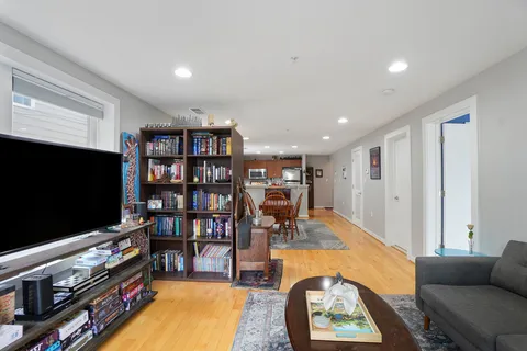 $625,000 | 732 Lamont Street Northwest, Unit 203, Washington, DC 20010