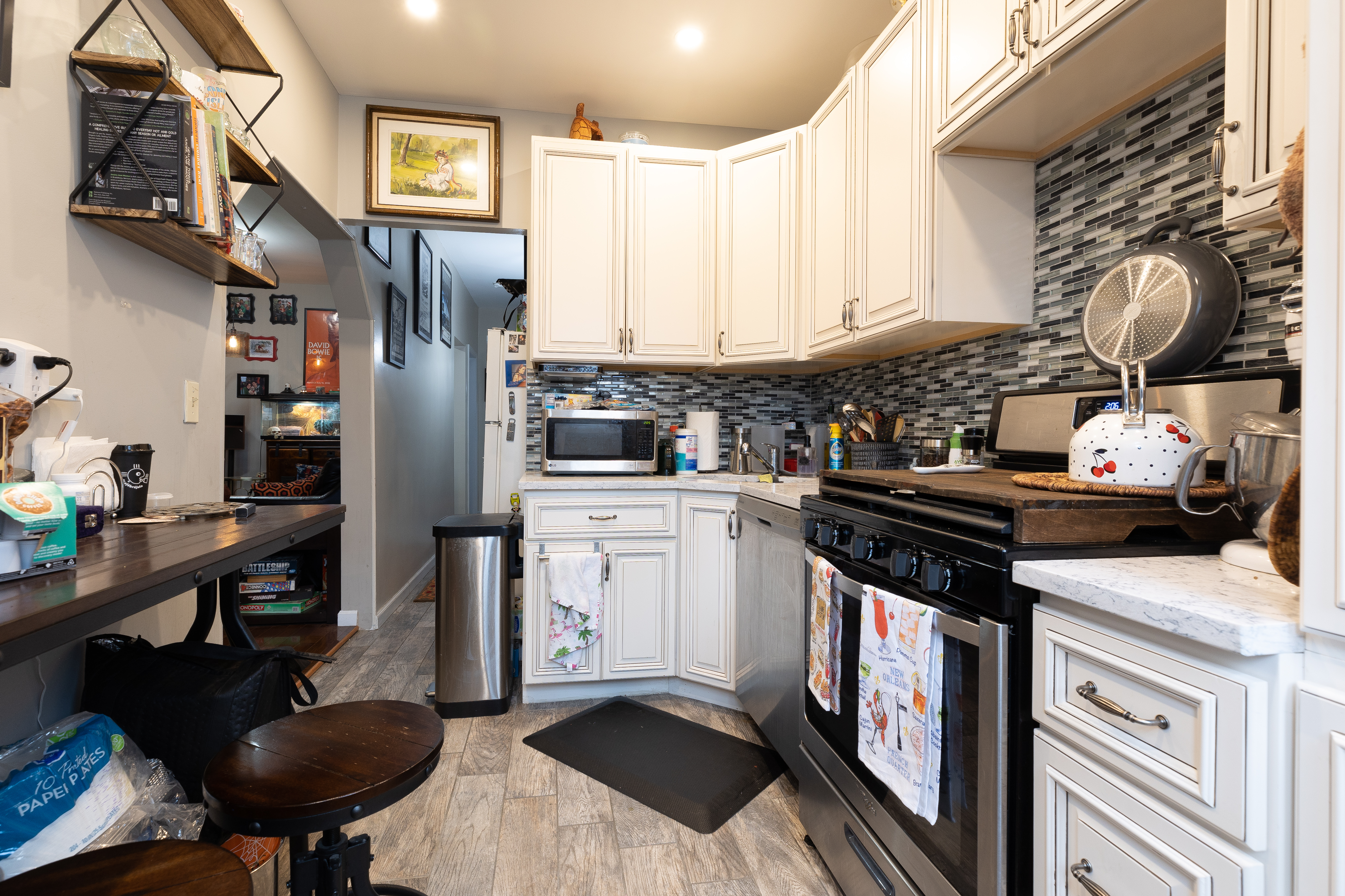 71-63 71st Place Queens, NY 11385 - Photo 8 of 28