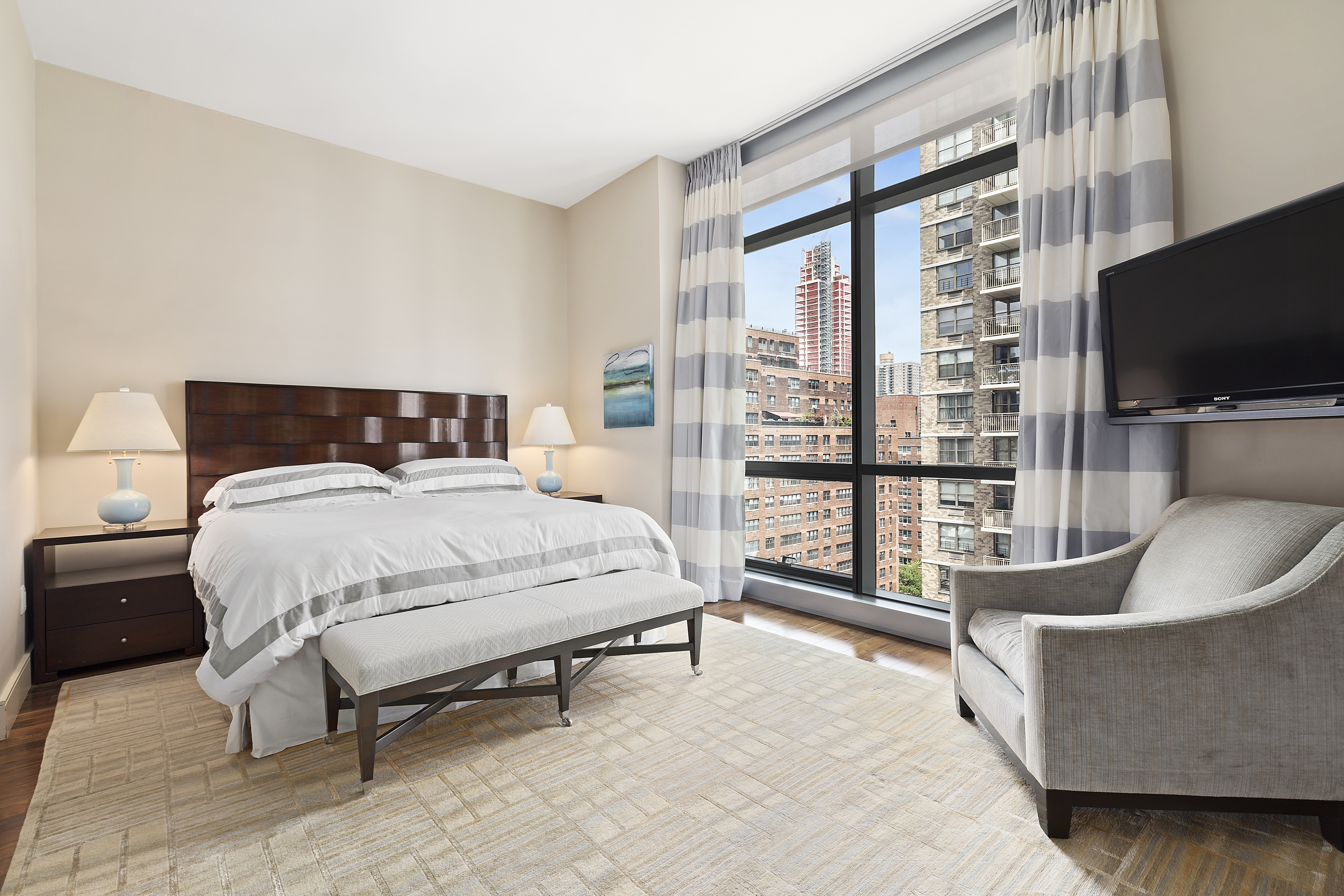 300 East 79th Street, Unit 12B Manhattan, NY 10075 - Photo 11 of 25