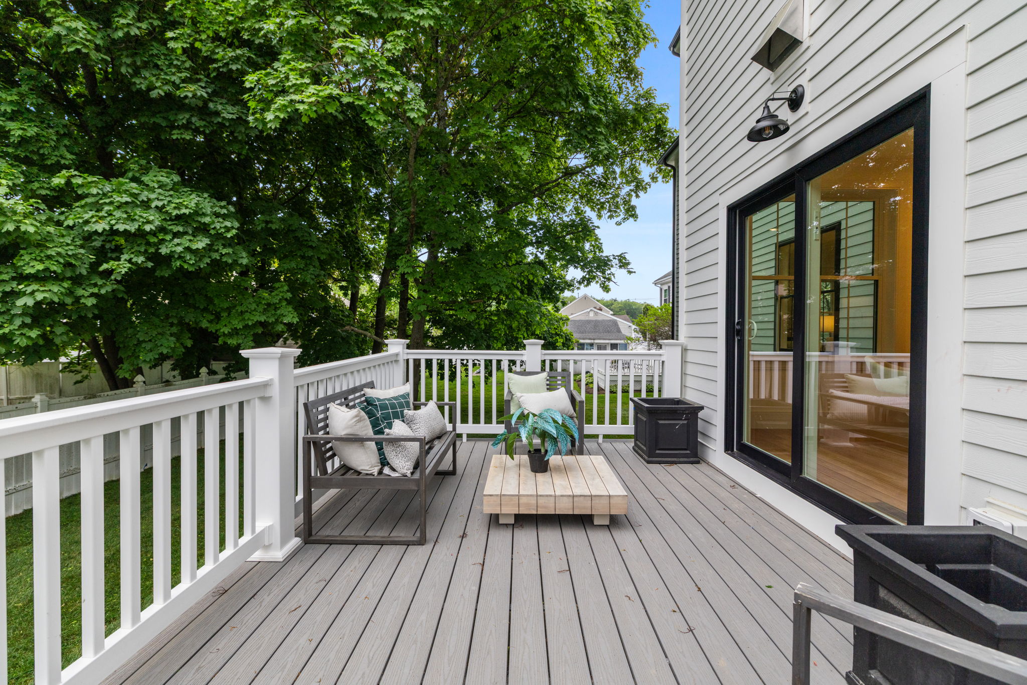 37 Maple Street Lynnfield, MA 01940 - Photo 4 of 42