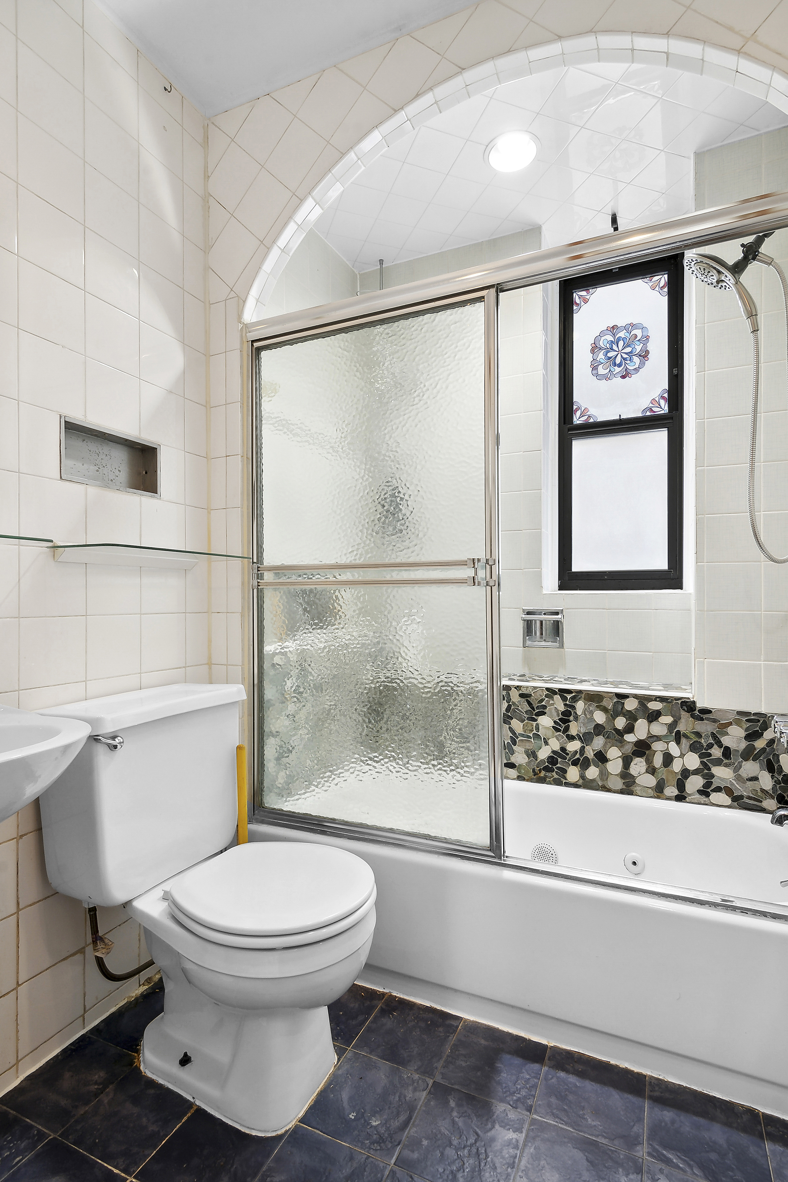 7101 Colonial Road, Unit R1E Brooklyn, NY 11209 - Photo 4 of 6