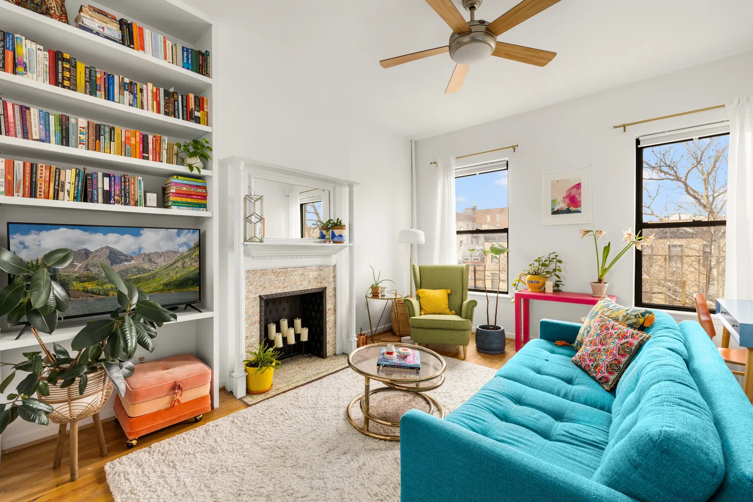 $825,000 | 649 Vanderbilt Avenue, Unit 3B | Prospect Heights