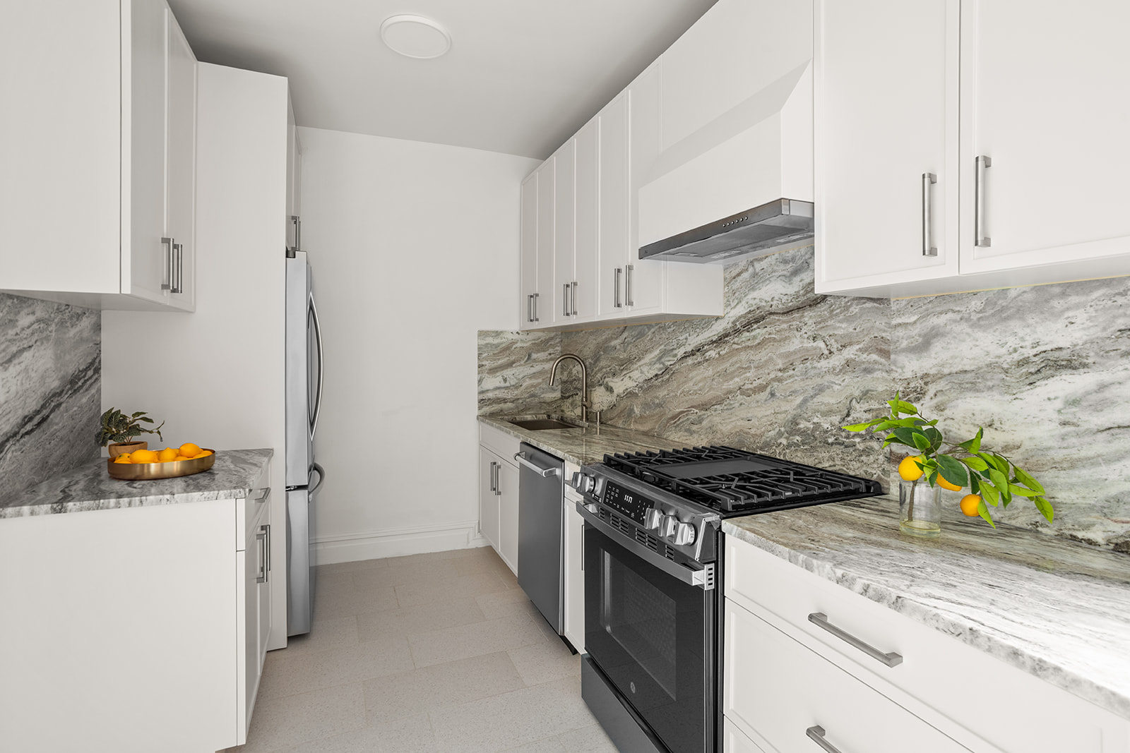 83-10 35th Avenue, Unit 2P Queens, NY 11372 - Photo 5 of 16
