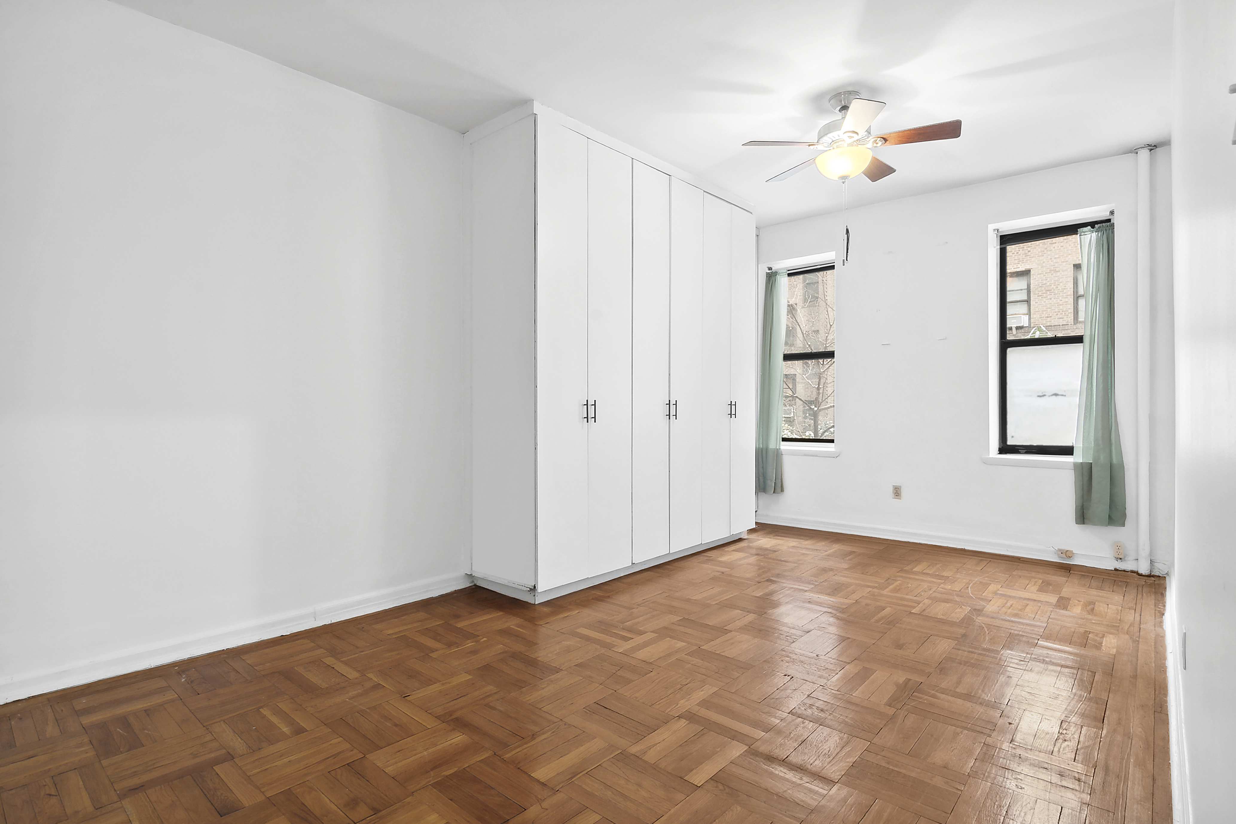 7101 Colonial Road, Unit R1E Brooklyn, NY 11209 - Photo 5 of 6