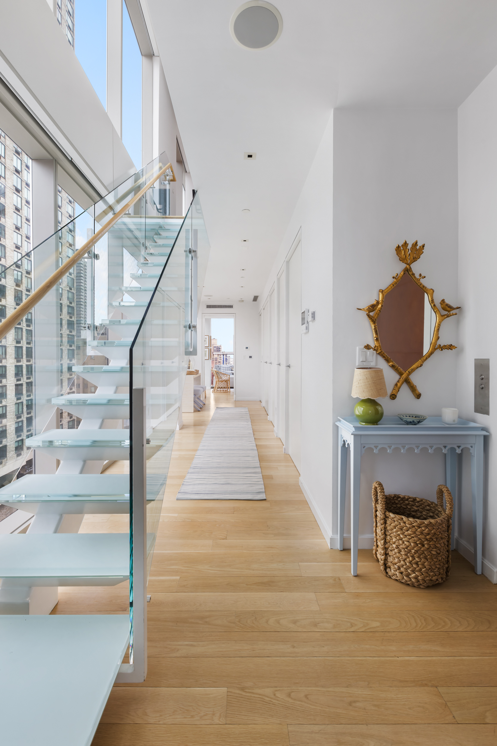 1055 Park Avenue, Unit PH Manhattan, NY 10028 - Photo 11 of 19 a view of entryway and hall