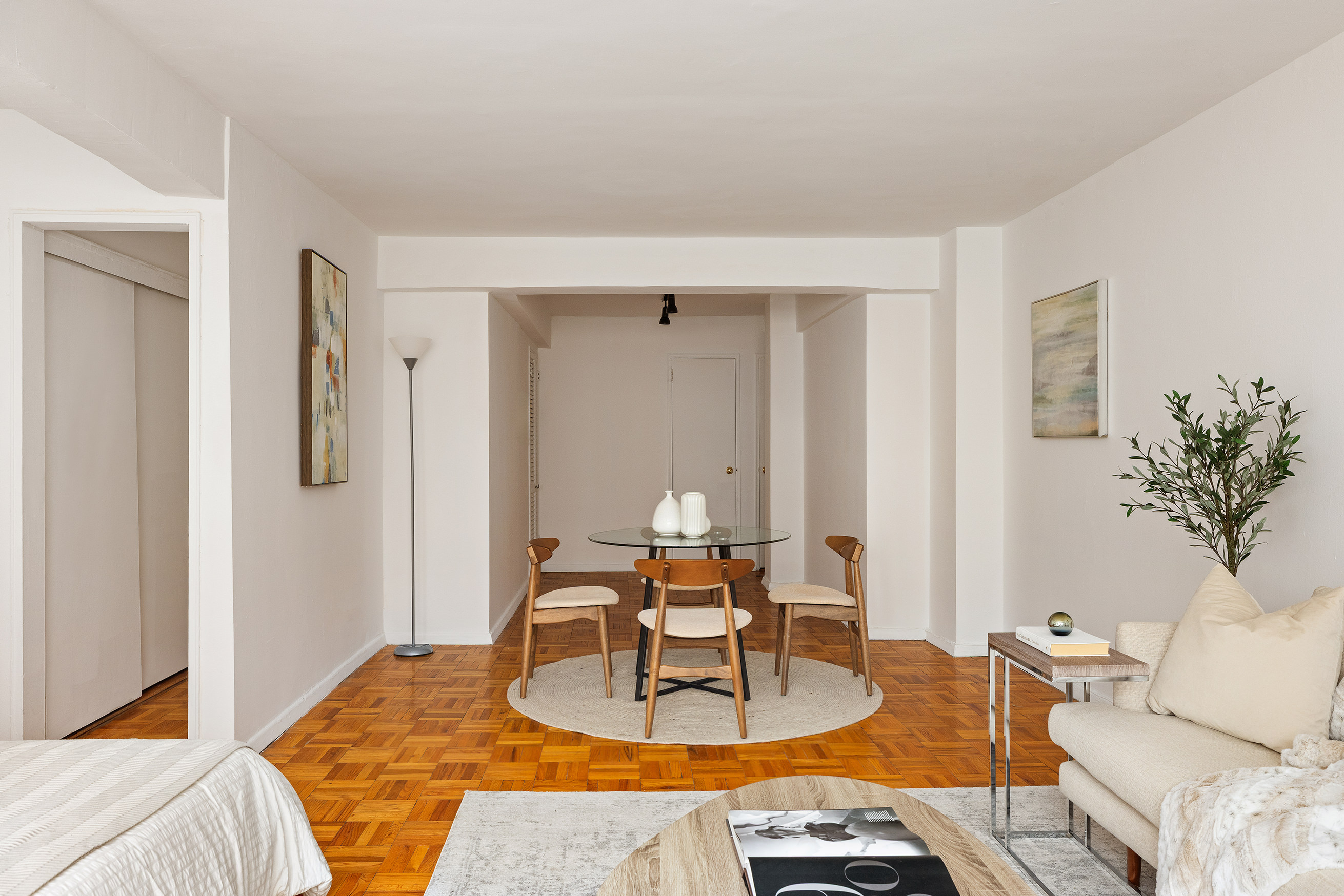 335 East 51st Street, Unit 3H Manhattan, NY 10022 - Photo 4 of 9