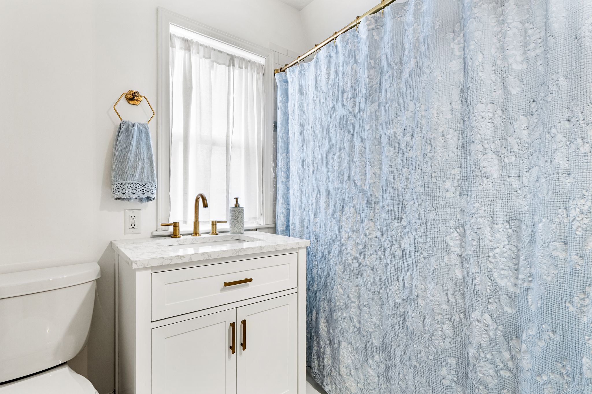 11 Draper Road Framingham, MA 01702 - Photo 18 of 21