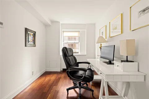 $2,798,000 | 330 East 49th Street, Unit 12E | Midtown East