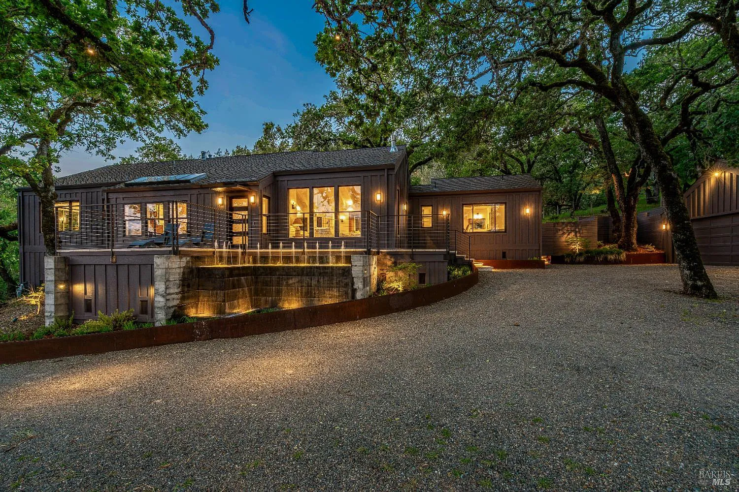 807 Wild Oak Drive Santa Rosa, CA 95409 - Photo 2 of 53