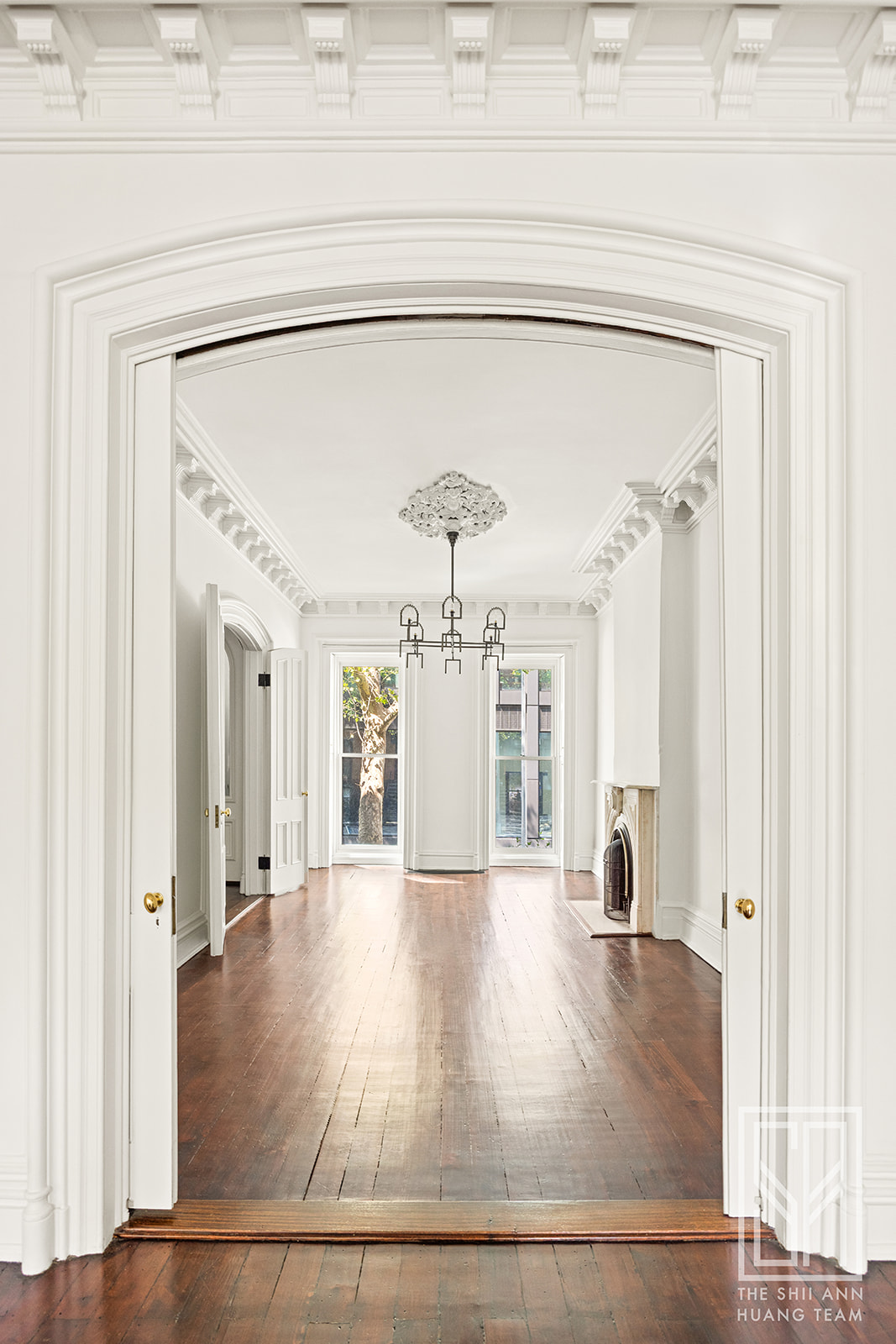 548 State Street, Unit PARLOR Brooklyn, NY 11217 - Photo 2 of 34