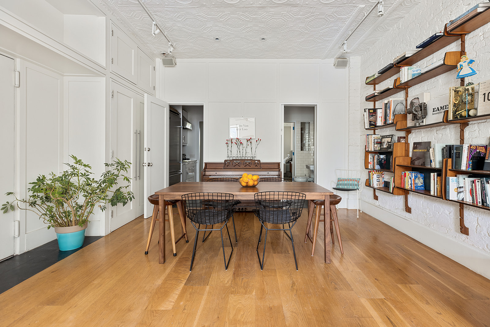 313 East 10th Street, Unit 3 Manhattan, NY 10009 - Photo 3 of 10