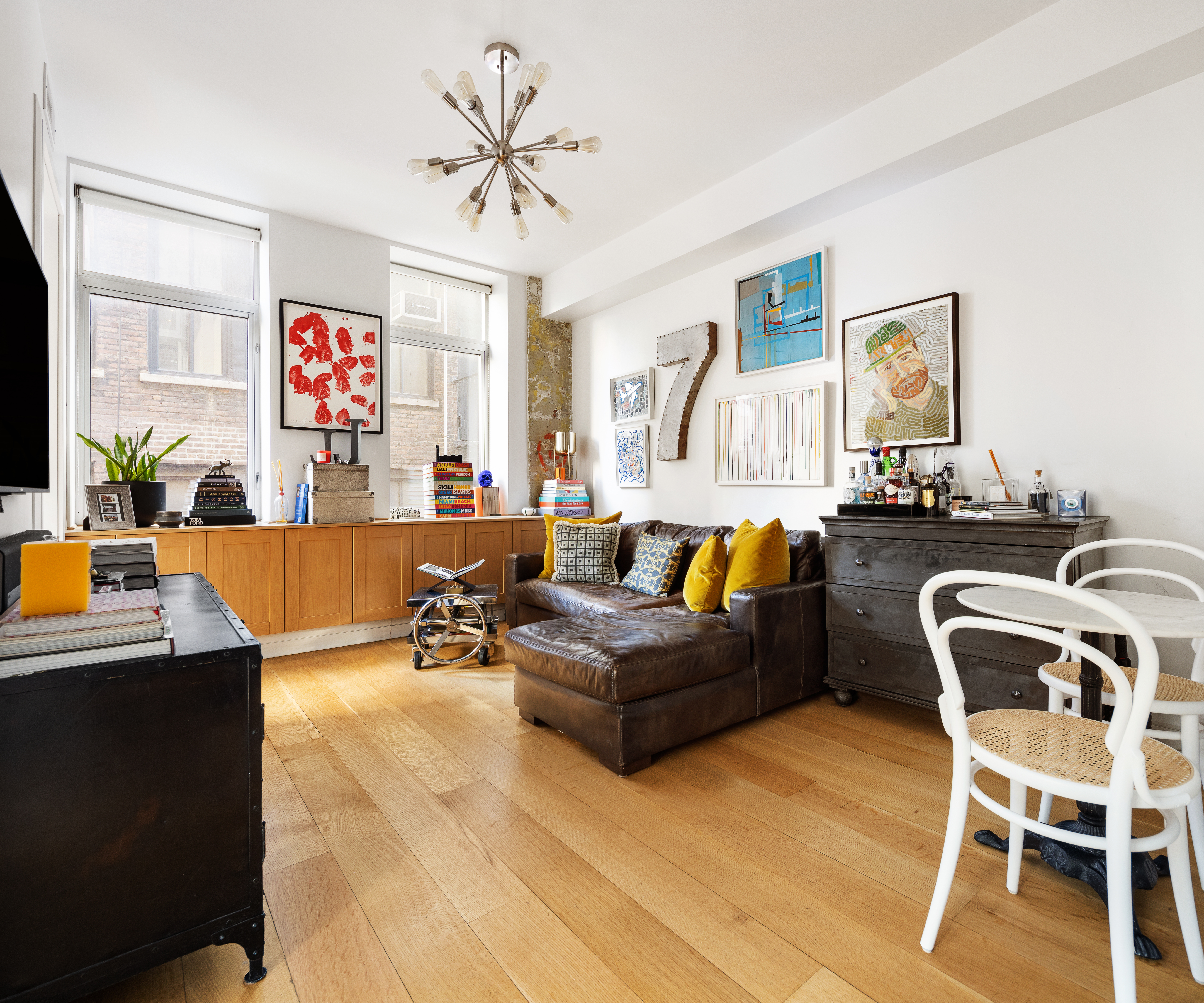 159 West 24th Street, Unit 4A Manhattan, NY 10011 - Photo 2 of 8