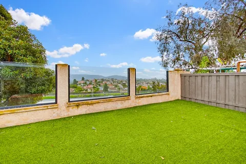 $1,049,000 | 9525 High Park Lane, San Diego, CA 92129