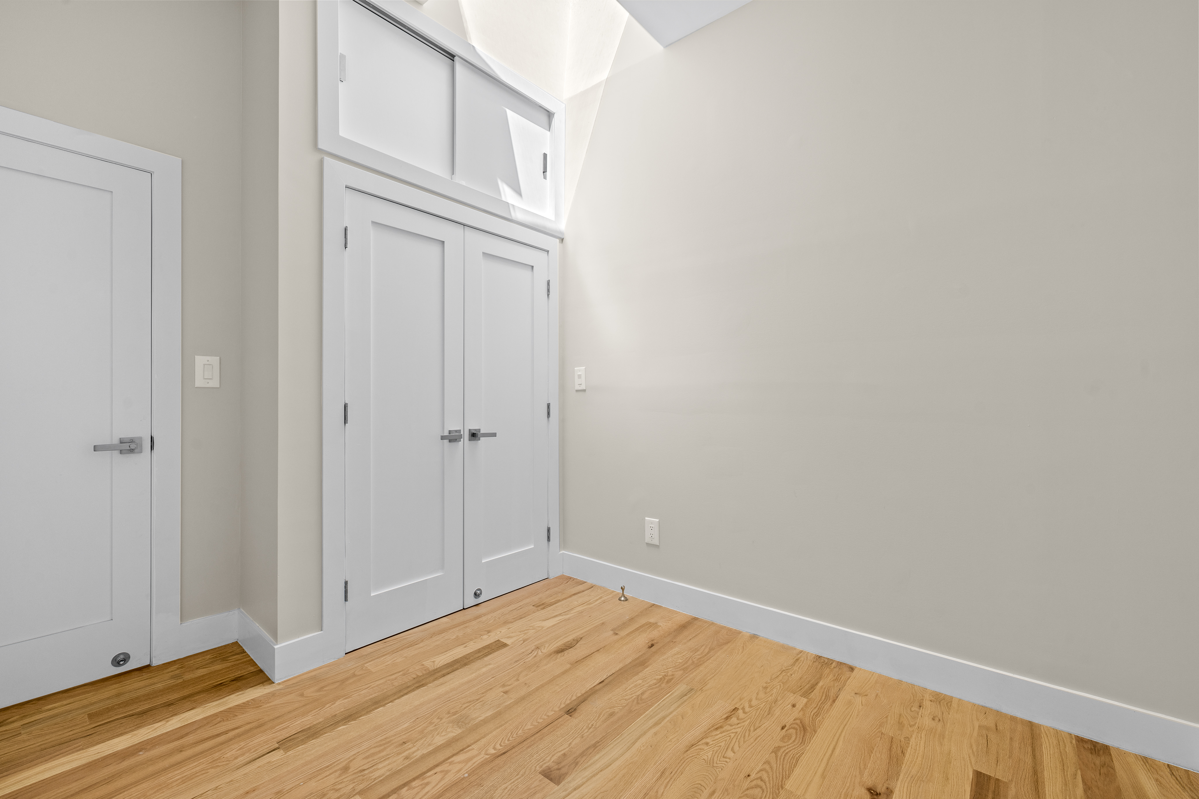 456 Willoughby Avenue, Unit 1 Brooklyn, NY 11206 - Photo 8 of 14 a view of empty room with wooden floor